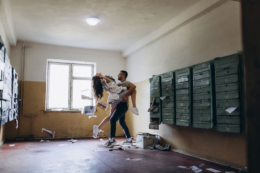 Fotografo di matrimoni Yuliya Artamonova (artamonovajuli). Foto del 25 luglio 2019