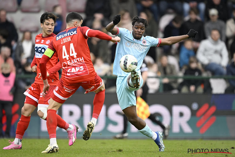 Cafébaas van supporterscafé de keel overgesneden na match in Jupiler Pro League