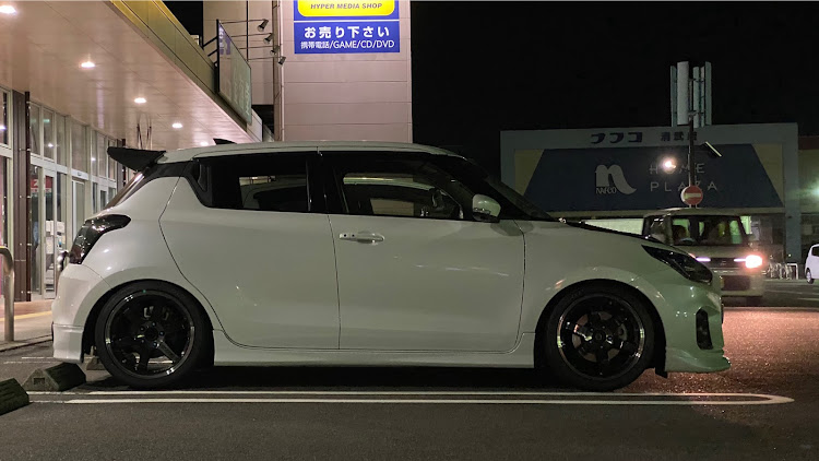 スイフトスポーツのMAQSスプリング・宮崎・スプリング交換に関するカスタム事例の投稿画像2枚目