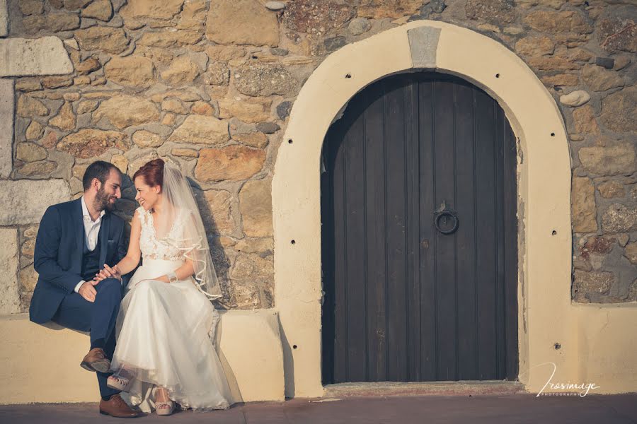 Fotógrafo de casamento Foteini Konstantopoulou (irosimage). Foto de 26 de outubro 2019