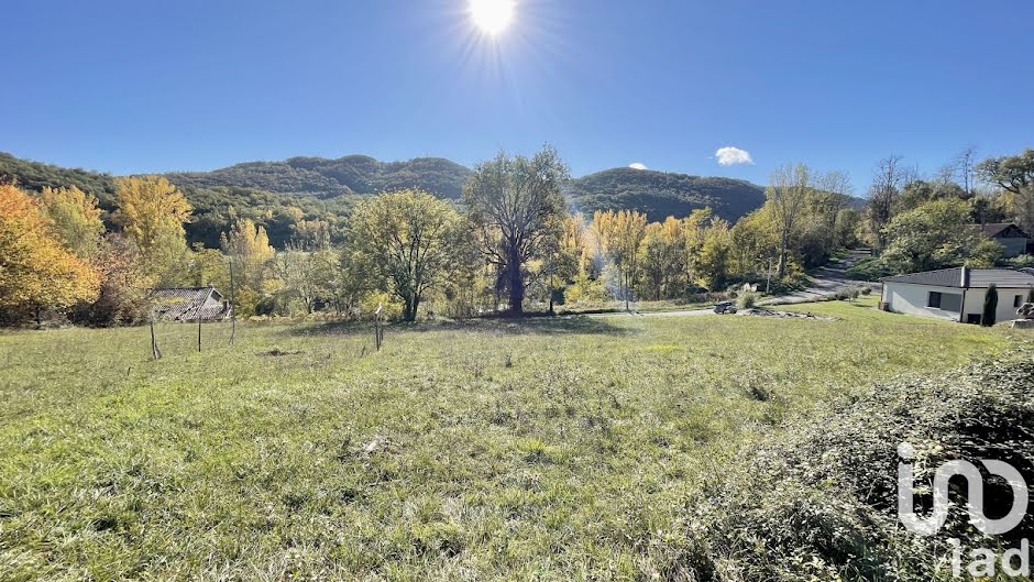 Vente terrain  1253 m² à Saint-Girons (09200), 29 500 €