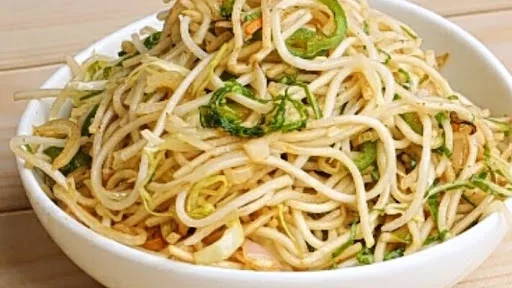 Veg Chilli Garlic Noodles