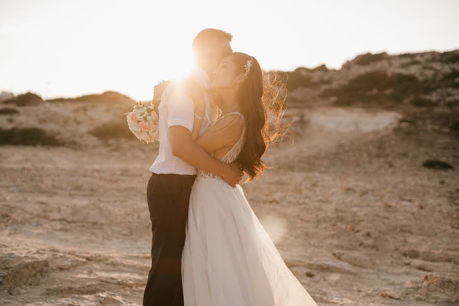 Fotógrafo de casamento Dmitrii Lykhnitskyi (lykhnytskyy). Foto de 1 de março 2023