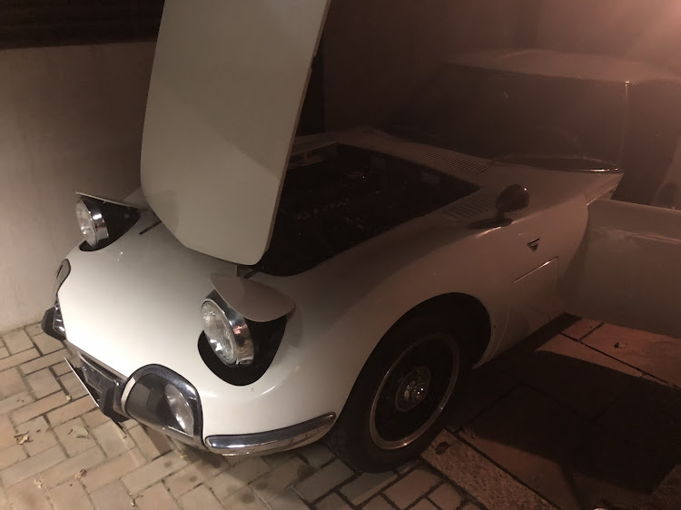 ユウタさんが投稿したトヨタ2000GT・個人売買に関するカスタム事例の投稿画像7枚目