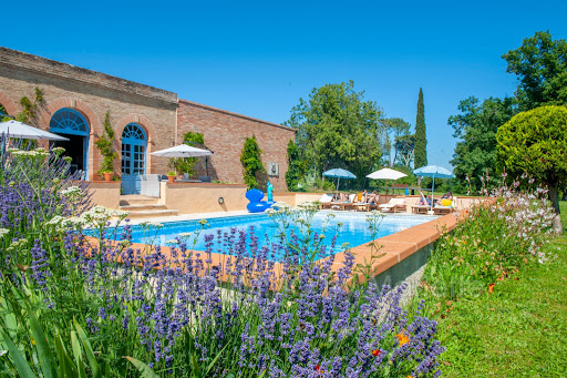 House with pool 5