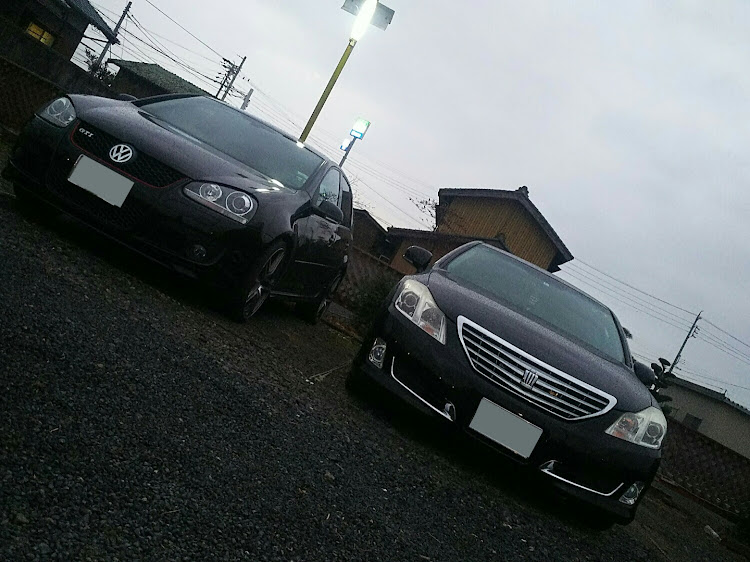 クラウンロイヤルのドライブ・#REDに紹介されたい・レッドメモリー・Lettscarenjoyに関するカスタム事例の投稿画像1枚目