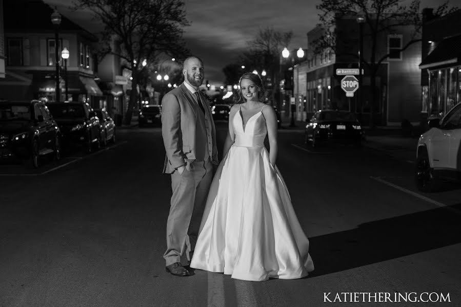 Wedding photographer Katie Thering (katiethering). Photo of 10 July 2022