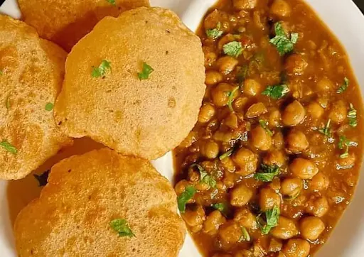 Chole Poori