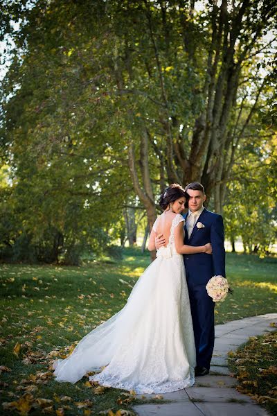 Wedding photographer Irina Sapozhkova (irkkin). Photo of 7 April 2016