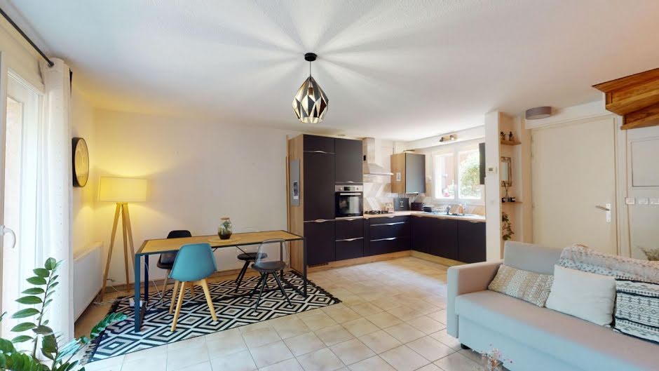 Location meublée maison 4 pièces 74 m² à Toulouse (31000), 1 015 €