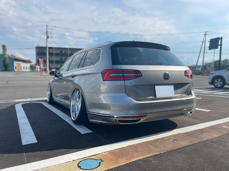 パサートヴァリアントの山形県・ステーションワゴン・OZオペラ・シルバーはいいぞ・ドライブに関するカスタム事例の投稿画像3枚目