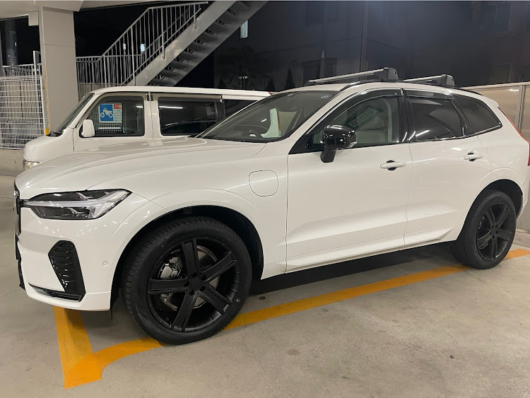XC60のスタッドレスタイヤ・久々の投稿です・ボルボXC60に関するカスタム事例の投稿画像2枚目