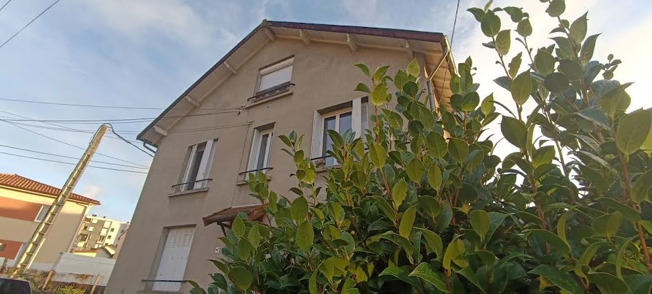 Vente maison 14 pièces 195 m² à Limoges (87000), 263 000 €