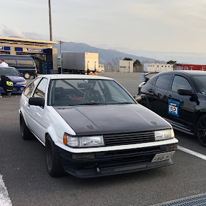 カローラレビン AE86