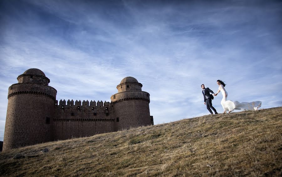 Fotograful de nuntă Carlos Martínez (carlosmartnez). Fotografia din 19 februarie 2019