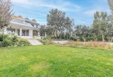 Chalet with terrace 1