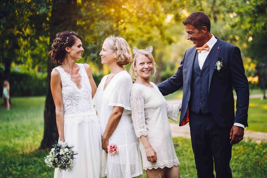 Fotografo di matrimoni Claire Lafargue (clairelafargue). Foto del 13 aprile 2019