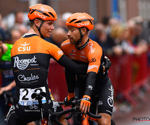 Speedbikers verstoren wielergebeuren in Sluitingsprijs, Van Staeyen geeft er eentje onder zijn voeten