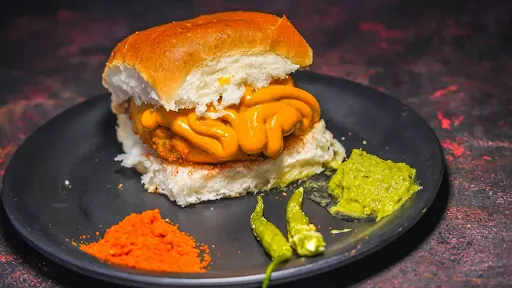 Vada Pav With Special Mayonnaise