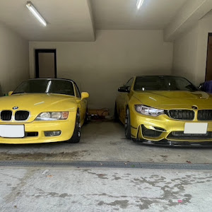 M4 クーペ F82