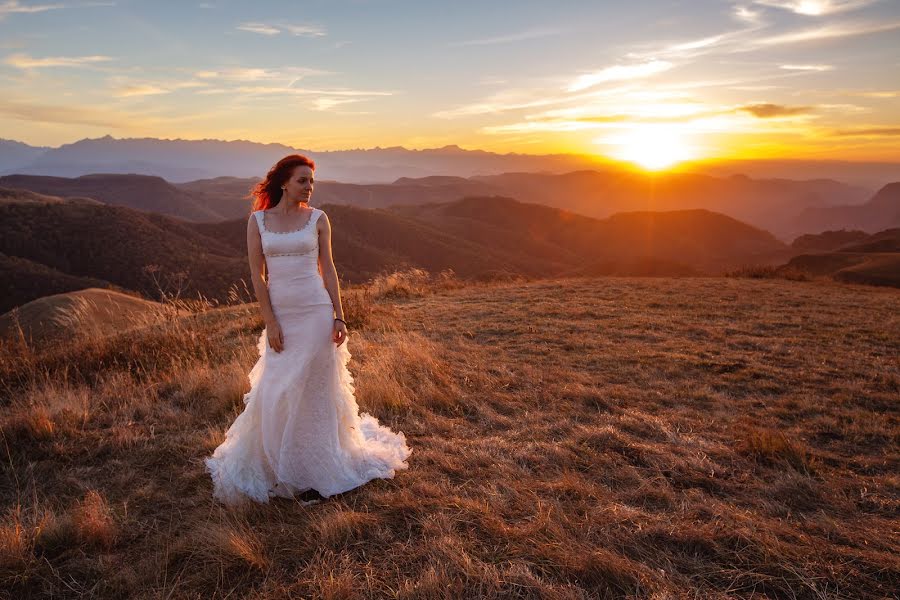 Wedding photographer Vadim Korkin-Alaberdov (korkinalaberdov). Photo of 30 October 2020