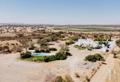 Propriété avec piscine 3