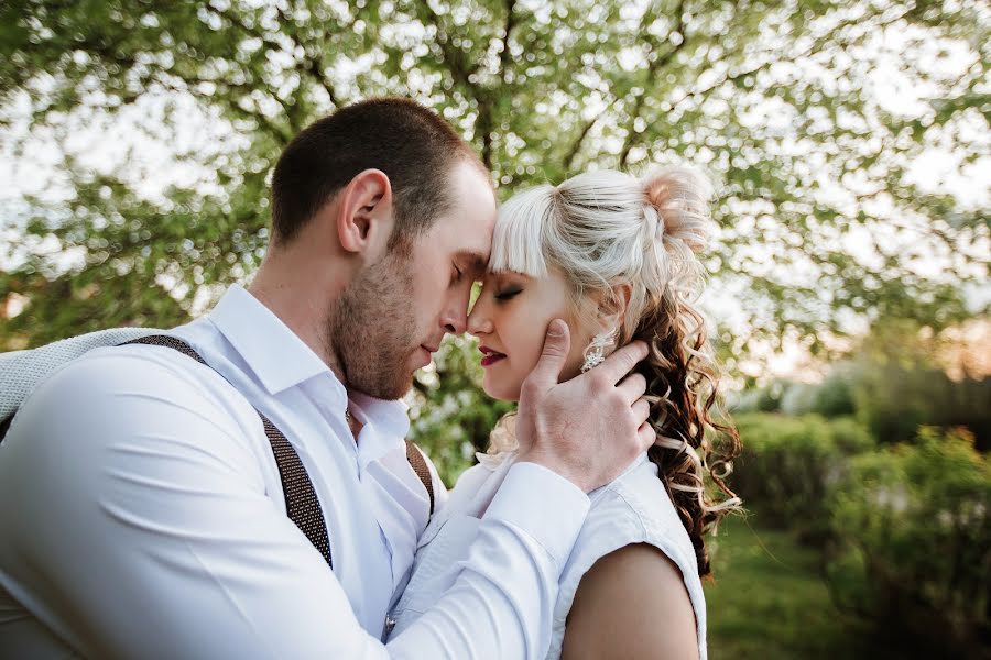 Nhiếp ảnh gia ảnh cưới Olga Deulina (olya15). Ảnh của 27 tháng 5 2019