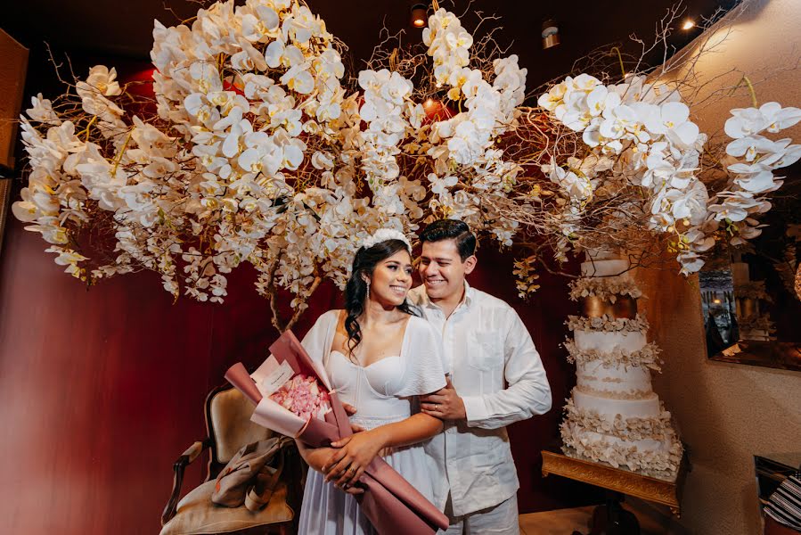 Fotografer pernikahan Jose Parada (joseparadaphoto). Foto tanggal 10 April 2023