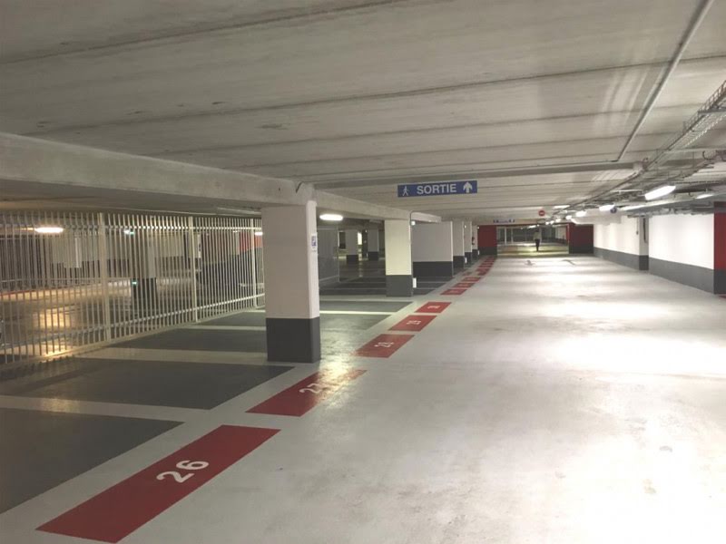 Location  parking  12 m² à Neuilly-sur-Seine (92200), 139 €