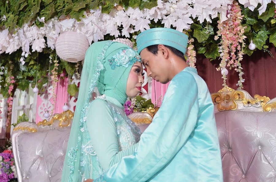 Wedding photographer Aziz Handriana Saputra (alebeibyblues). Photo of 21 June 2020