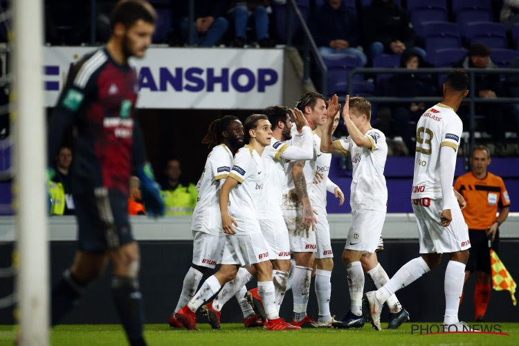 Genk confirme son statut de leader et domine une bonne équipe d'Anderlecht