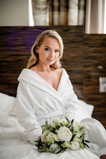 Bröllopsfotograf Evgeniya Amelina (jenny-photoart). Foto av 10 augusti 2021