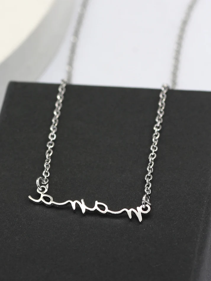 Moederdagcadeau RVS Mama Engelse Letters Handgeschilderd Een prachtig cadeau om liefde en waardering te tonen op Moederdag.