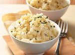 Gouda Mashed Potatoes was pinched from <a href="http://www.cuisinerecipes.com/2013/11/07/gouda-mashed-potatoes/" target="_blank">www.cuisinerecipes.com.</a>