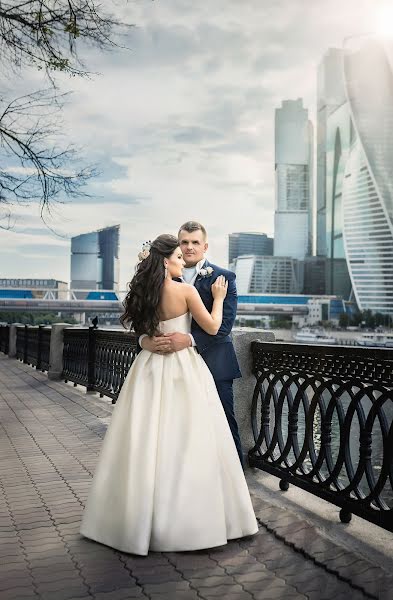 Fotografo di matrimoni Anastasiya Ru (whitefoto). Foto del 26 settembre 2016