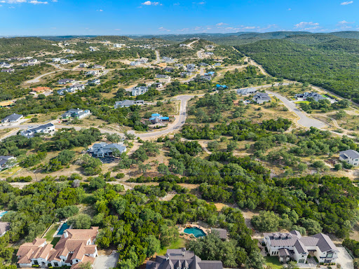 Land with panoramic view 3