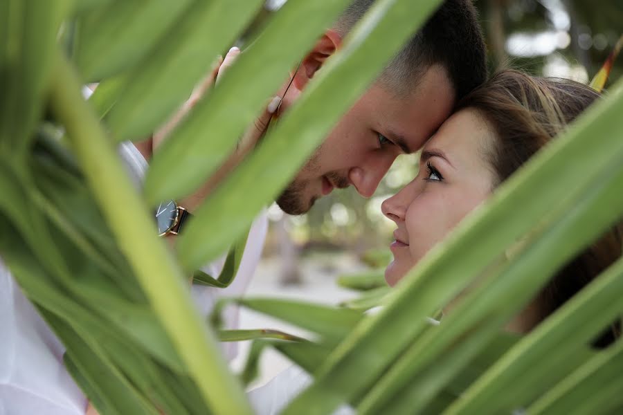 Fotografo di matrimoni Aleksey Beloze (beloze). Foto del 18 dicembre 2021