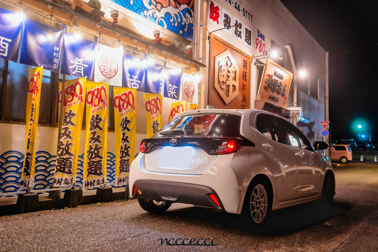 ヤリスのオフ会・車高調整・ドライブ・DIYに関するカスタム事例の投稿画像3枚目