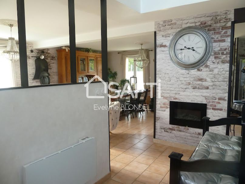 Vente maison 7 pièces 130 m² à Clermont (60600), 339 000 €