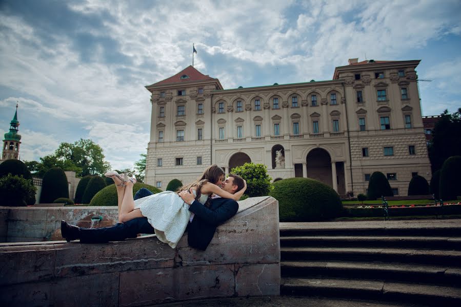 Fotógrafo de casamento Konstantin Zhdanov (crutch1973). Foto de 31 de janeiro 2018