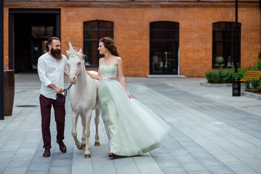 Fotograf ślubny Anastasiya Belskaya (belskayaphoto). Zdjęcie z 24 kwietnia 2016