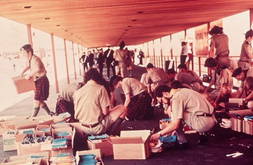Scouts distribute programs at the opening of the Sydney Opera House