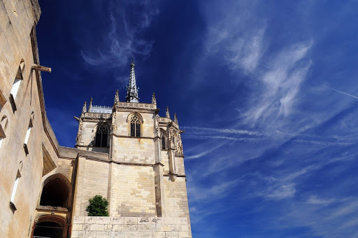 La chapelle Saint Hubert, sur les remparts du château royal d'Amboise