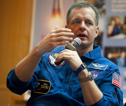 KAZAKHASTAN - 200912190002HQ - Expedition 22 NASA Flight Engineer Timothy J. Creamer answers a reporter's question.