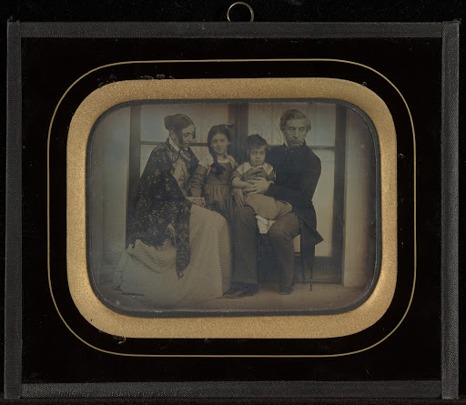 [Portrait of The Regny family at Beaulieu] (Main View)