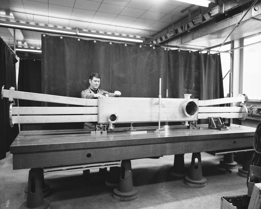 Vacuum chamber for septum magnet in ISR for pp¯