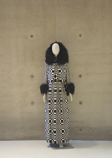 Sculpture dress 'Homage to Vasarely'