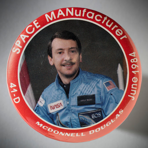 Button, "SPACE MANufacturer", McDonnell Douglas