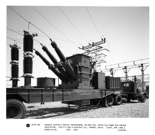General Electric Mobile Transformer, 20,000 KVA, supplying power for Barton Substation. Pacific Gas & Electric Co., Fresno, Calif. (Cust. app. req.).