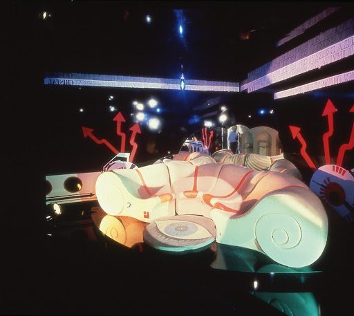 Stand Babilonia72, composition with Acanto sofa